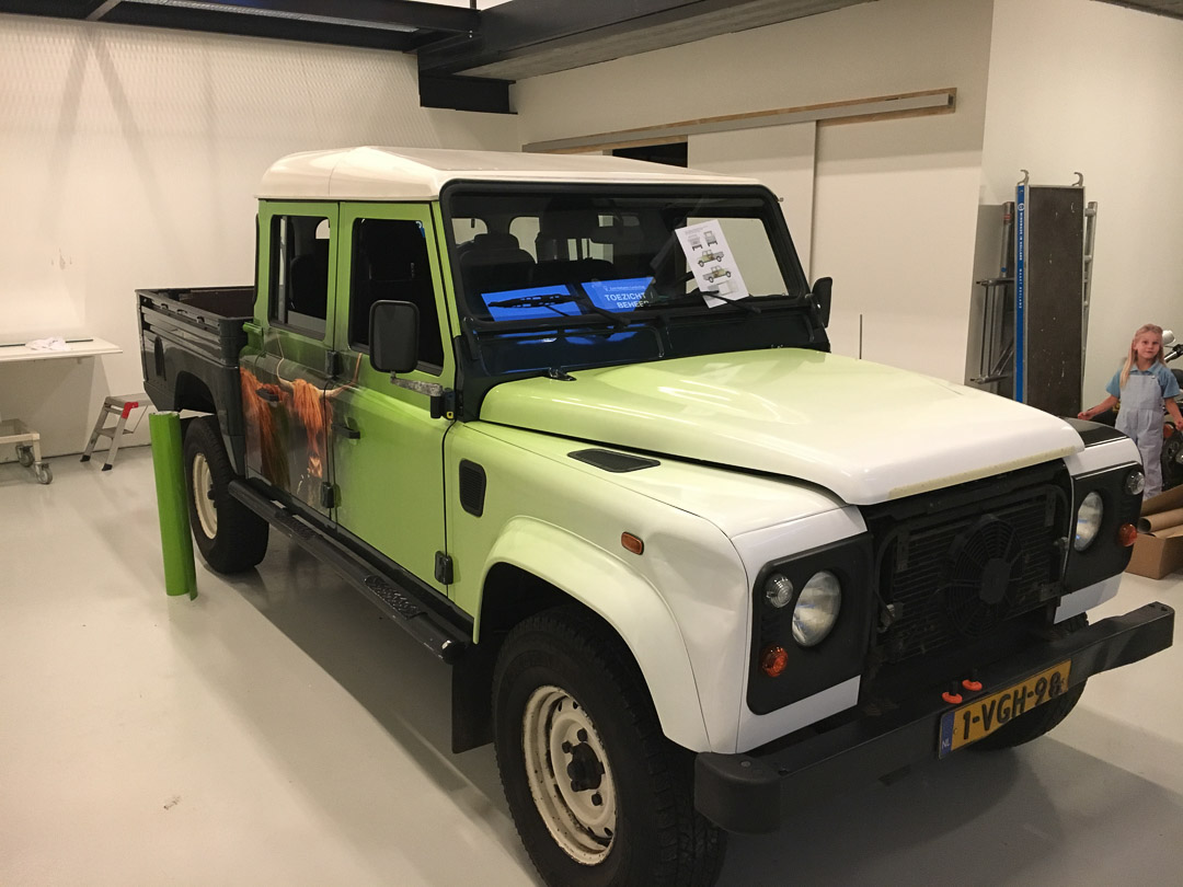 Wagenpark belettering Zuid-Hollands Landschap.
Landrover Defender.